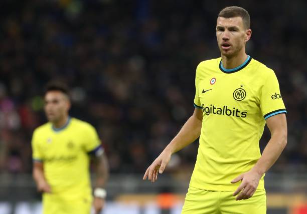 王霜缺席的 王霜缺席的